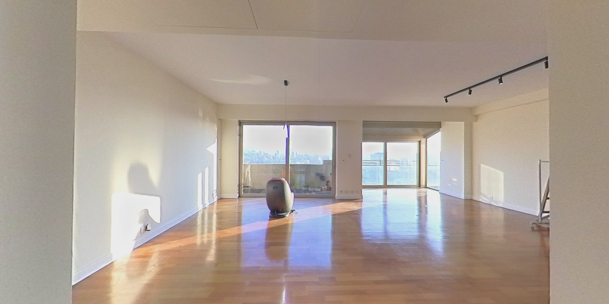 鸿图台, VR