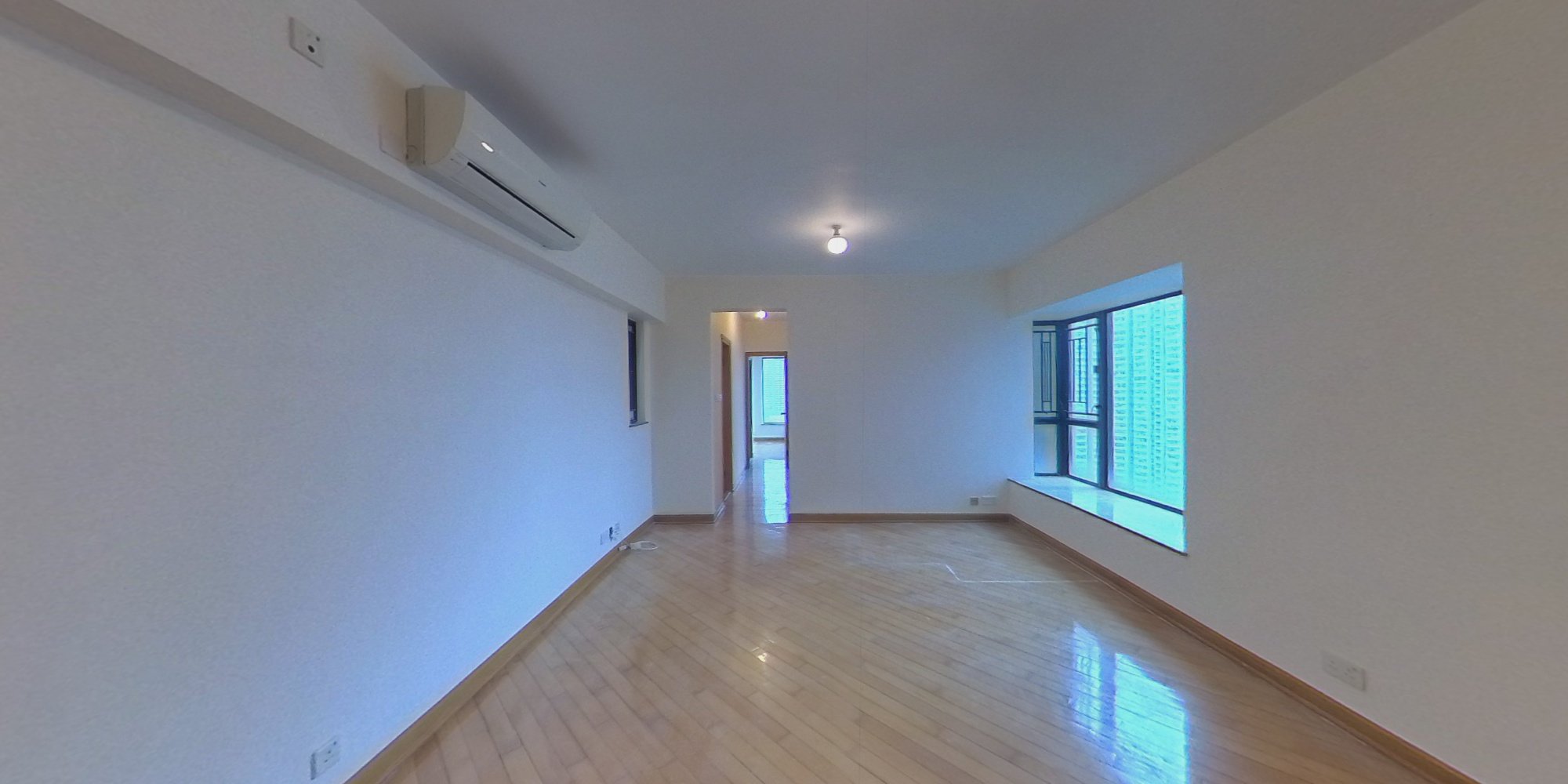 曉峰園 1座, VR