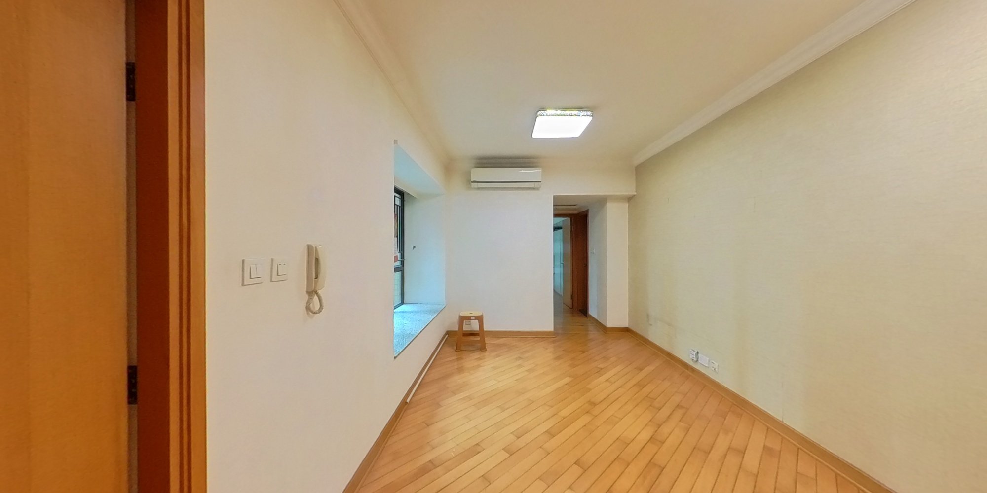 LIBERTE・BLOCK 2, VR