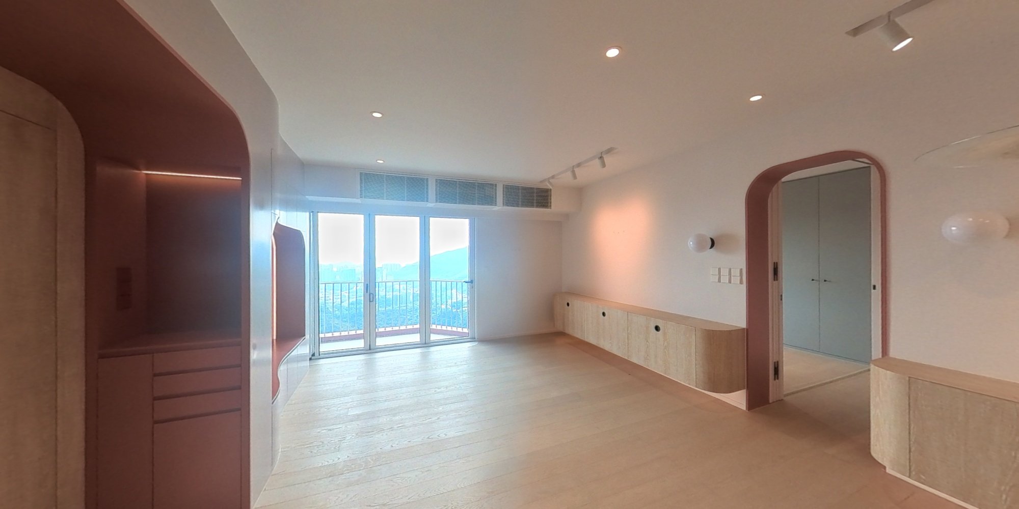 THE BRENTWOOD, VR