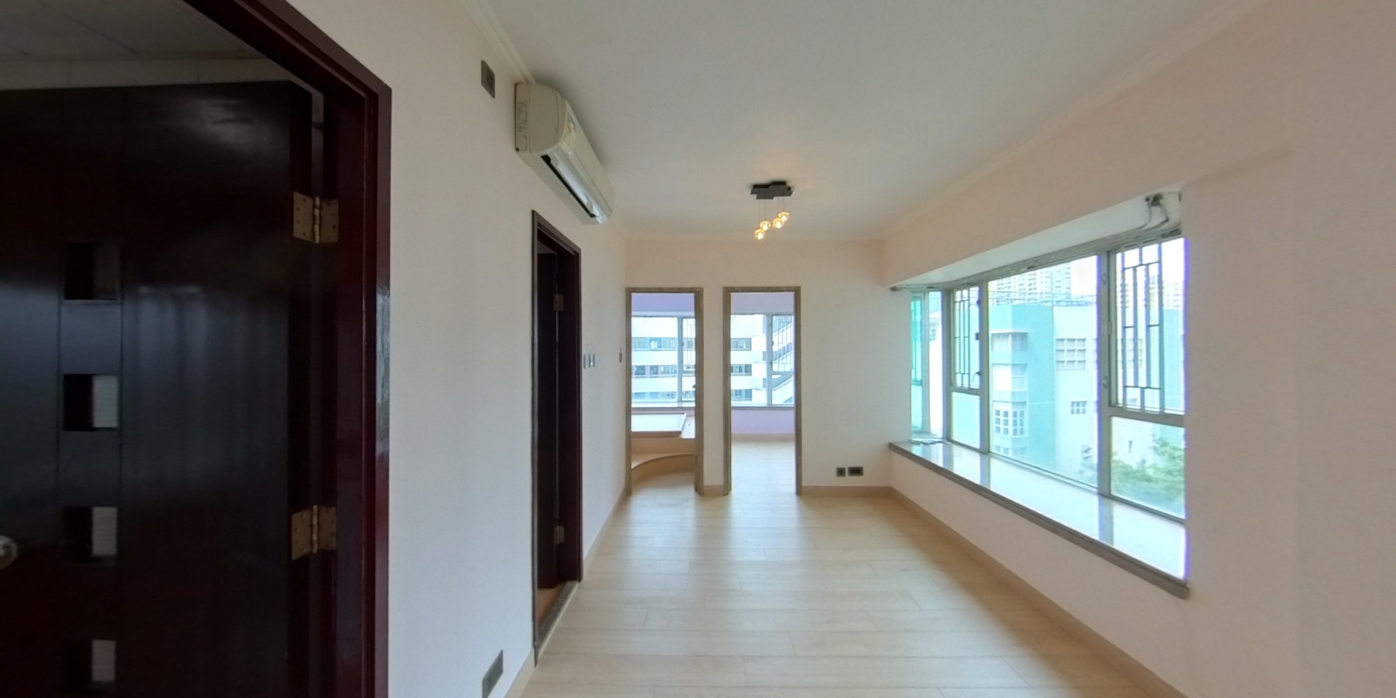Parkland Villas, VR