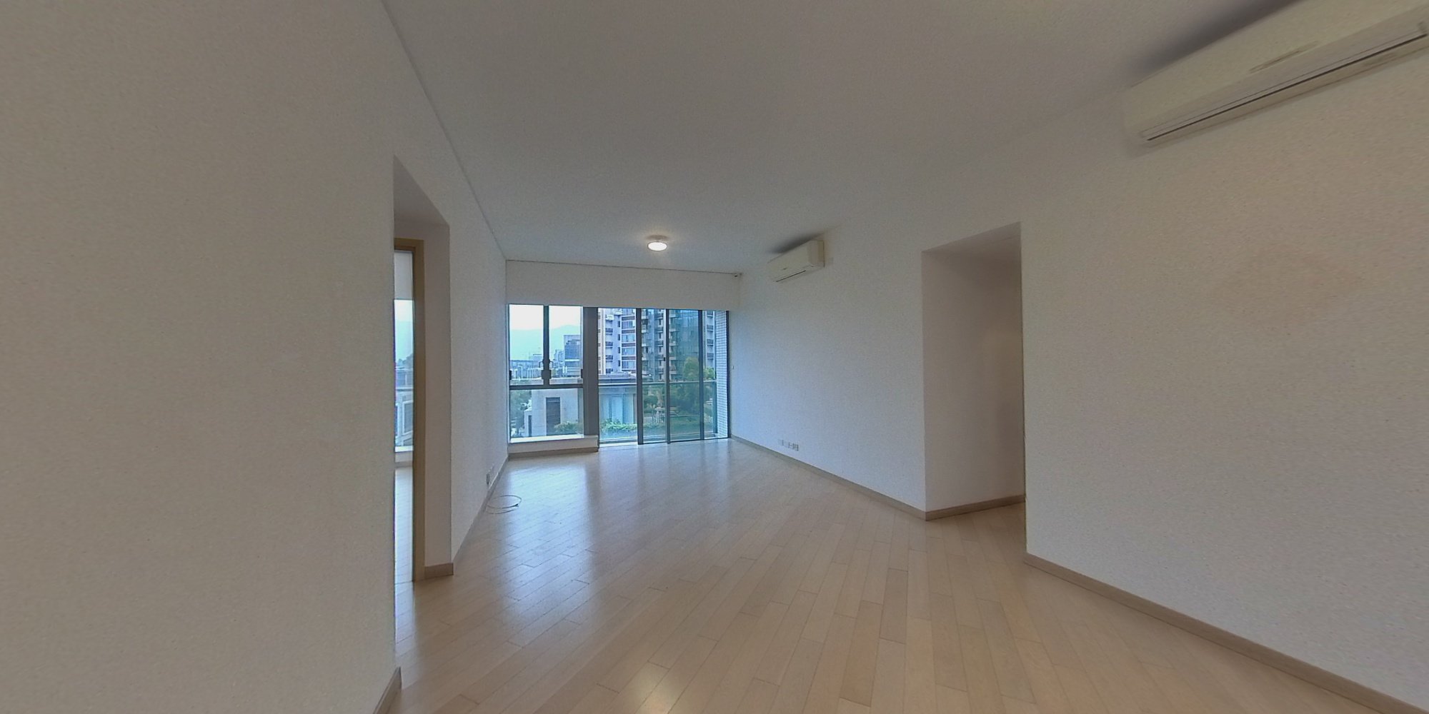 尔峦 茵罗洛斯大道 1座, VR