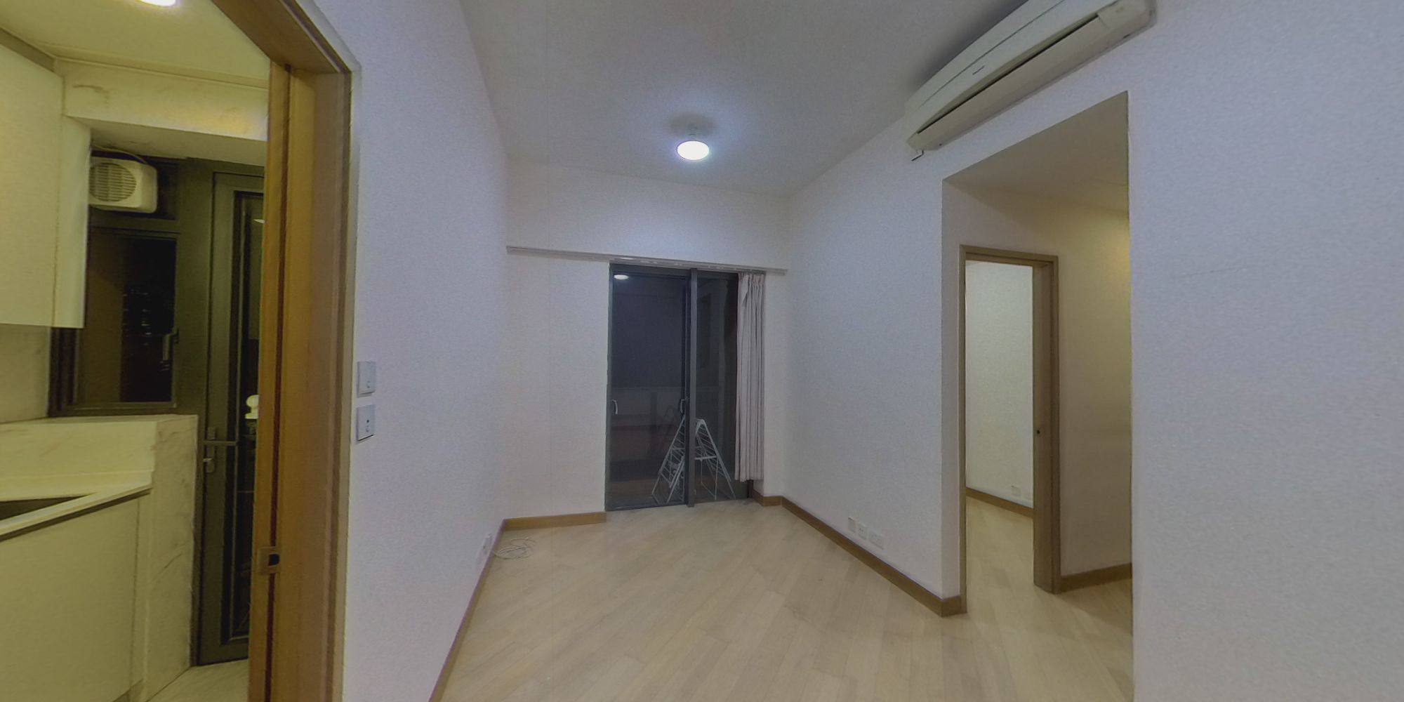 港島.東18, VR