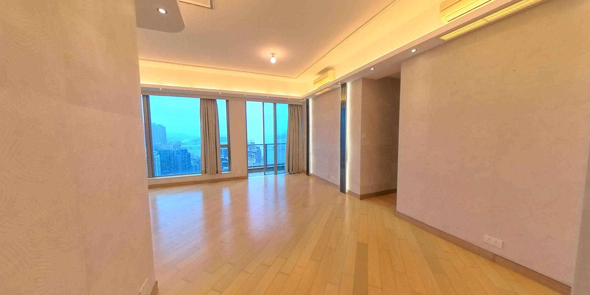 The Wings The Wings Tower 1 4房 Middle Floor Flat A, VR
