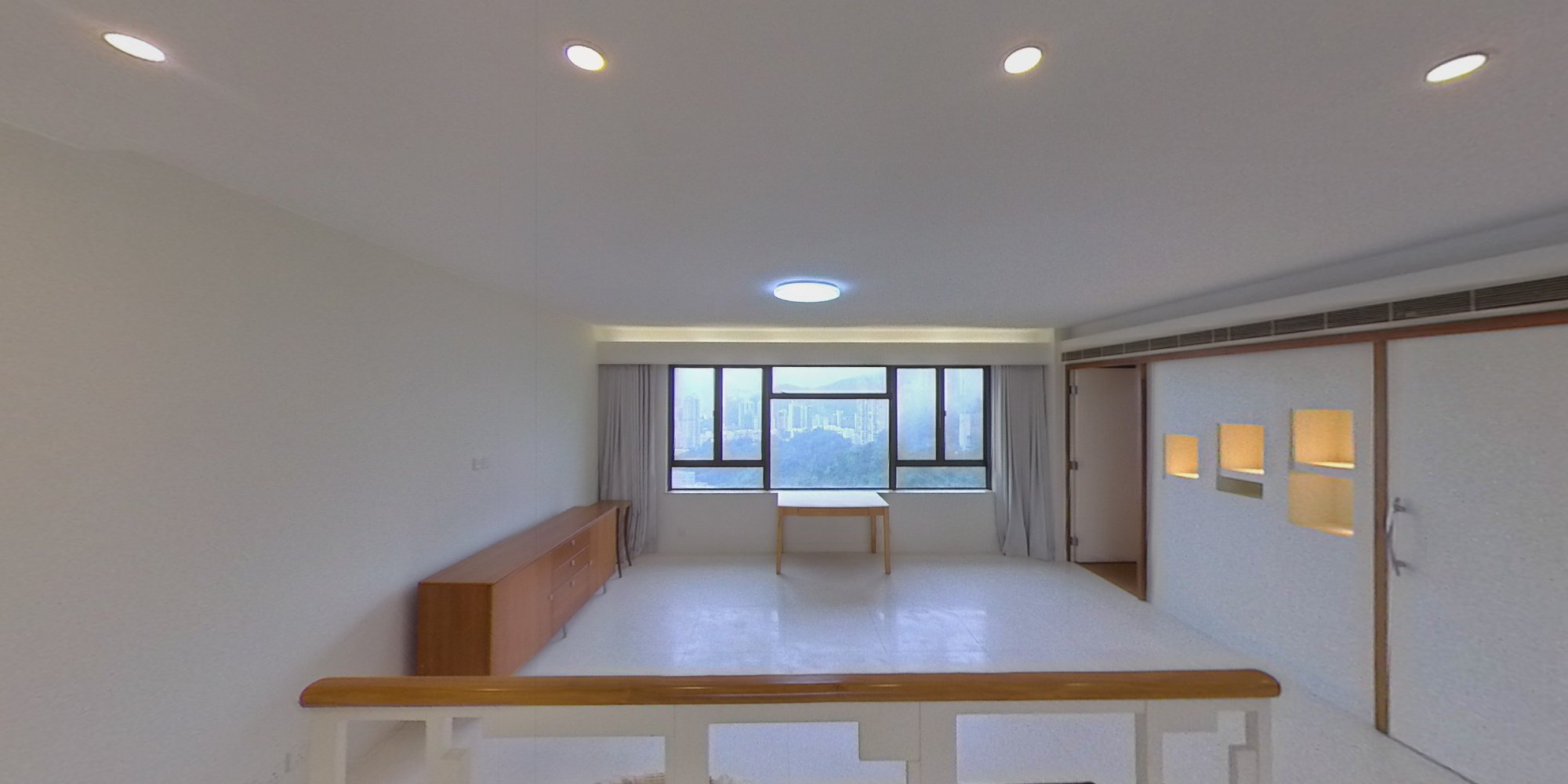 柏樂苑, VR