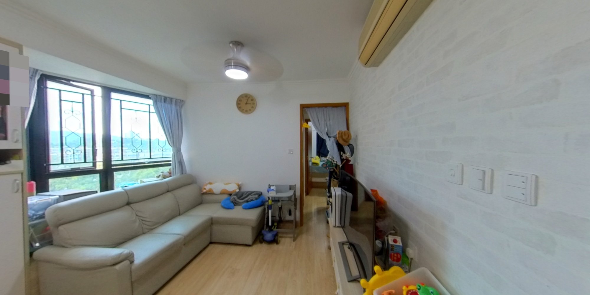 Villa By The Park, VR