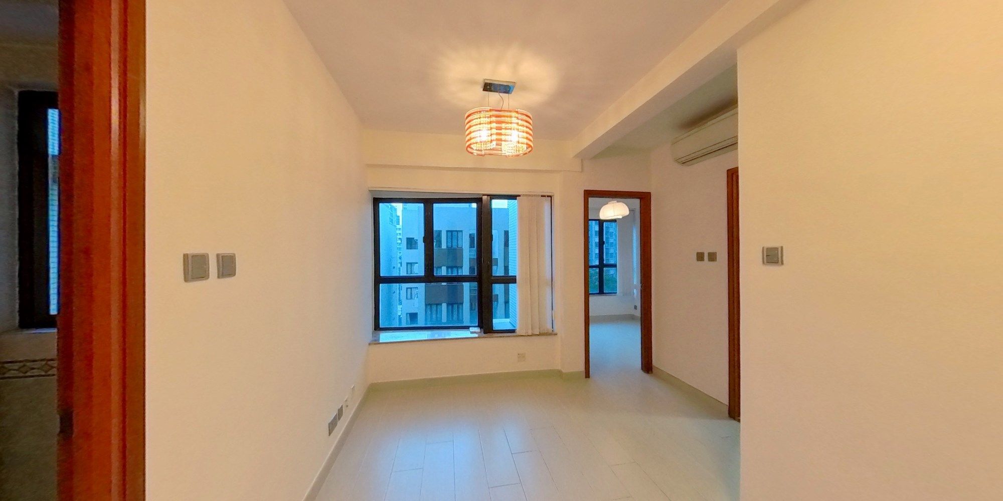 THE BELLEVUE PLACE, VR