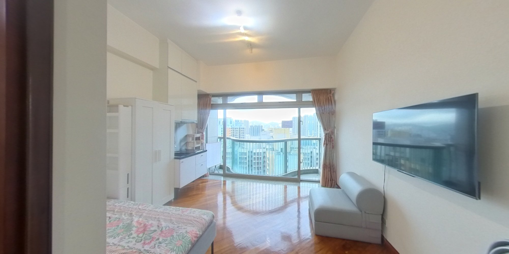 帝峰．皇殿 6座, VR
