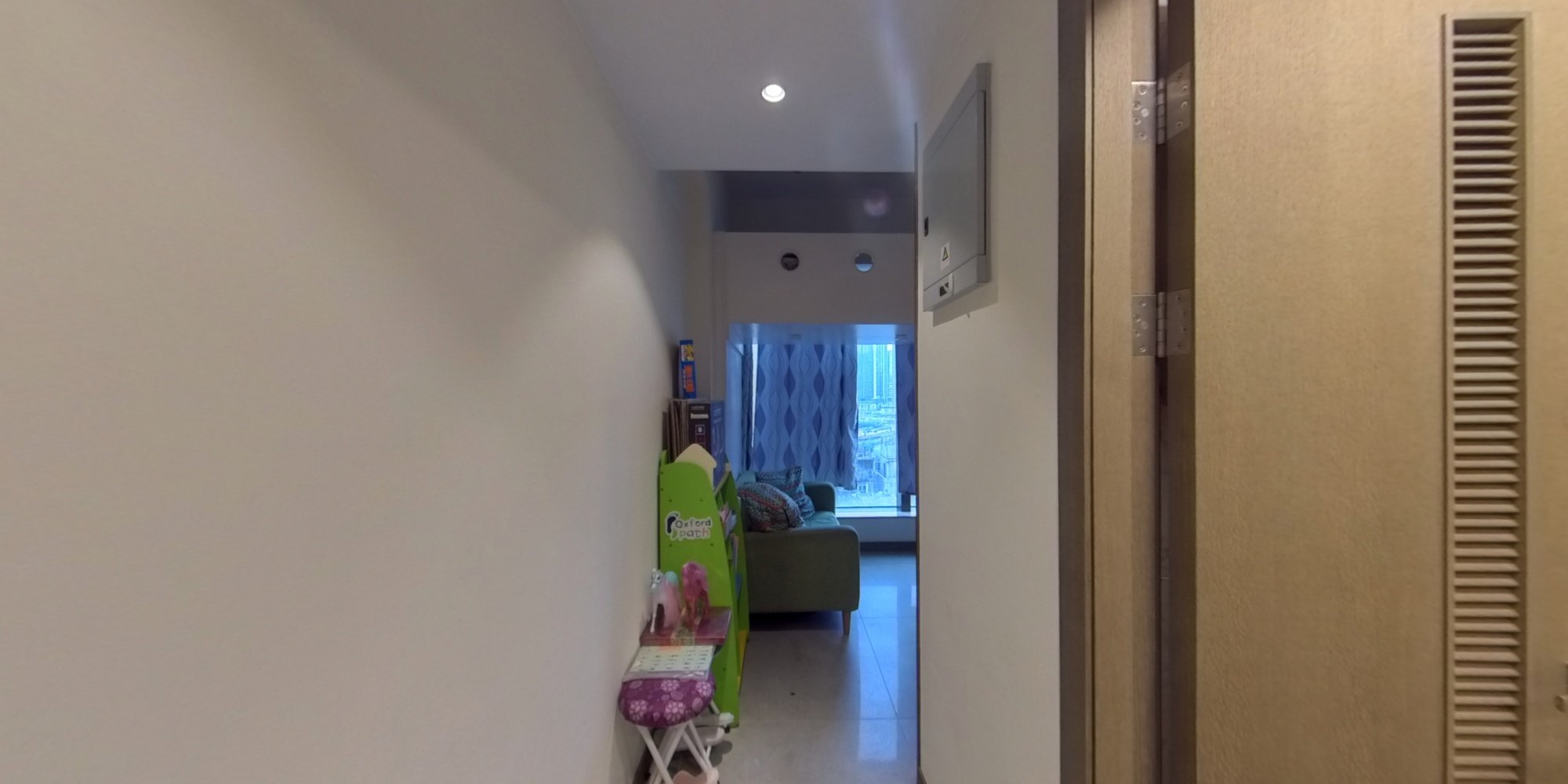 Ava 55, VR