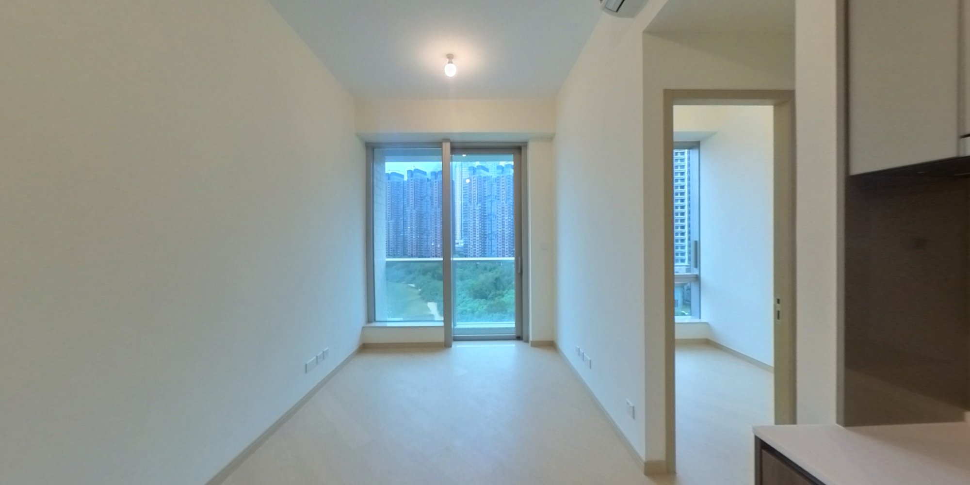 SILVERSANDS 5B座, VR