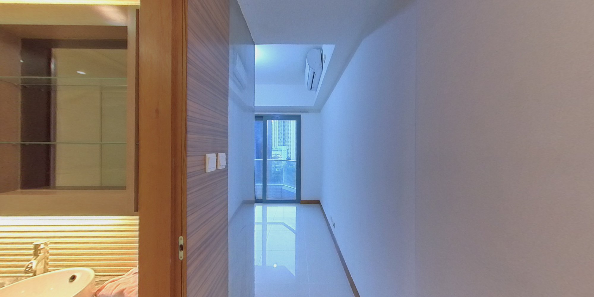 縉庭山 1座, VR