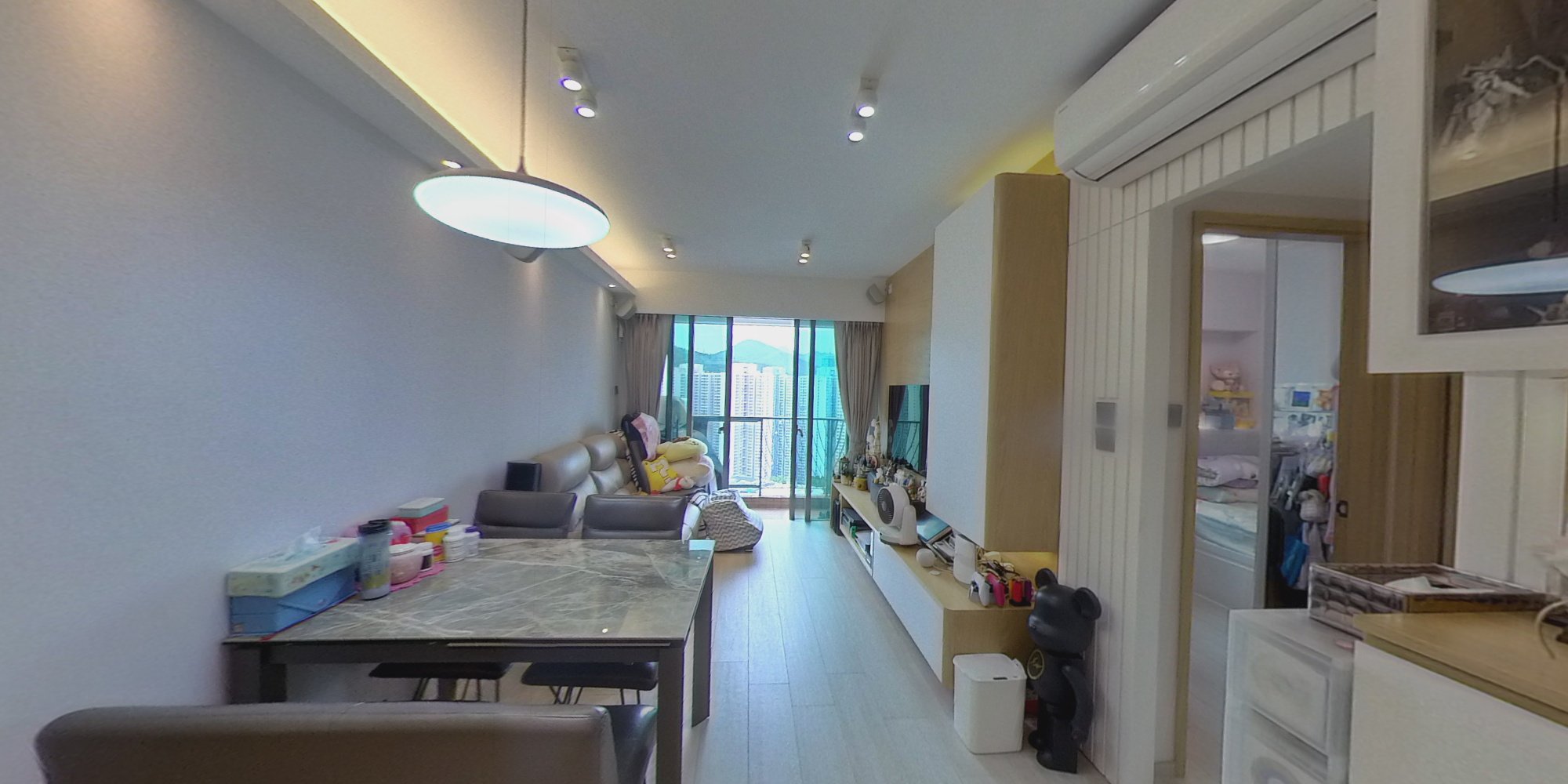 The Grandiose・Block 1, VR
