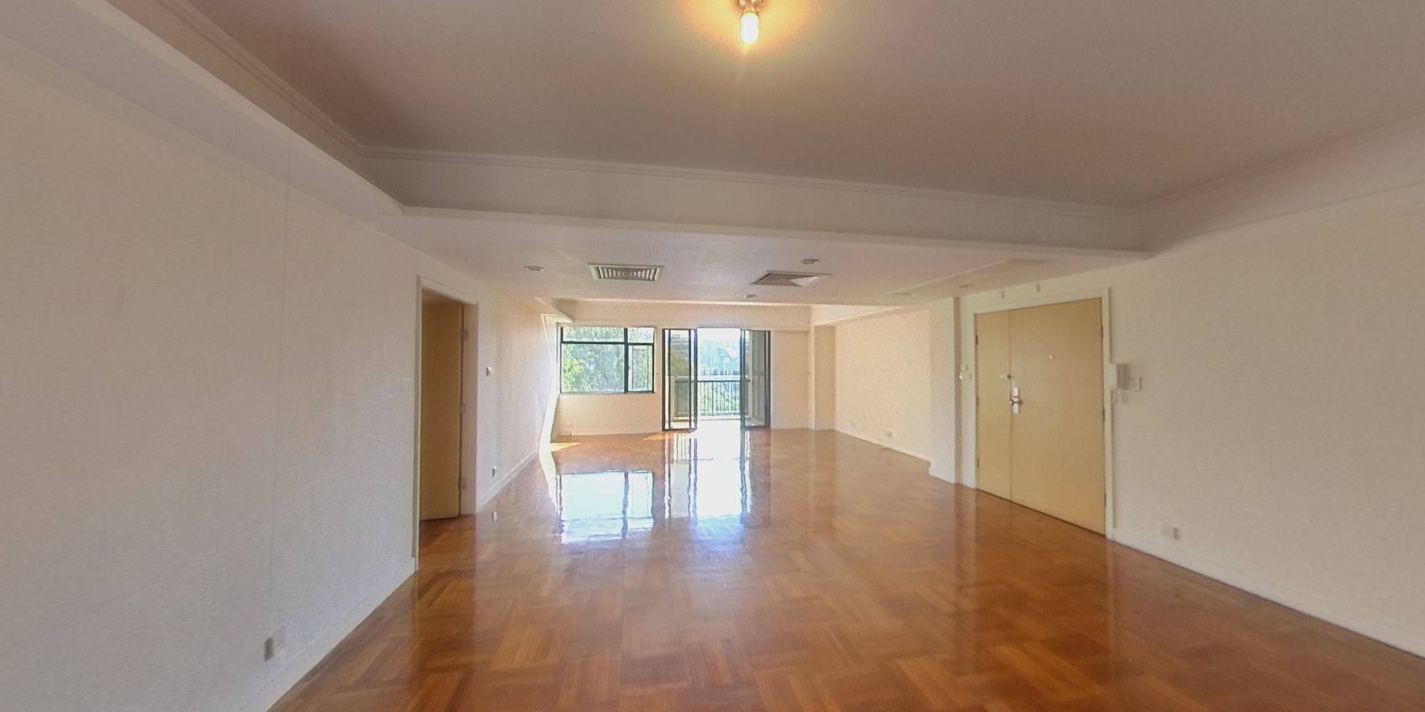 THE CRESCENT・BLOCK C, VR