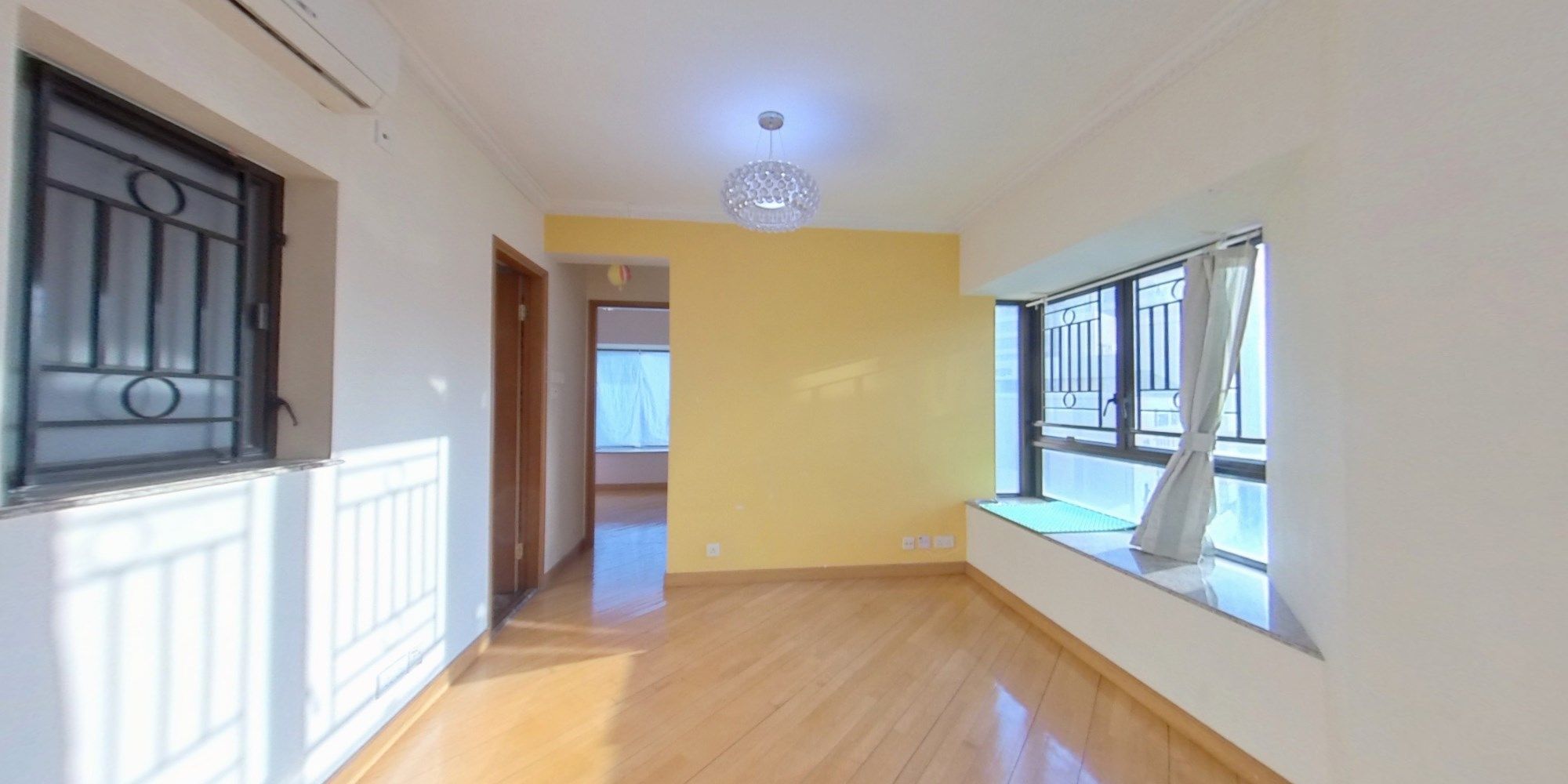 PRIMA VILLA, VR