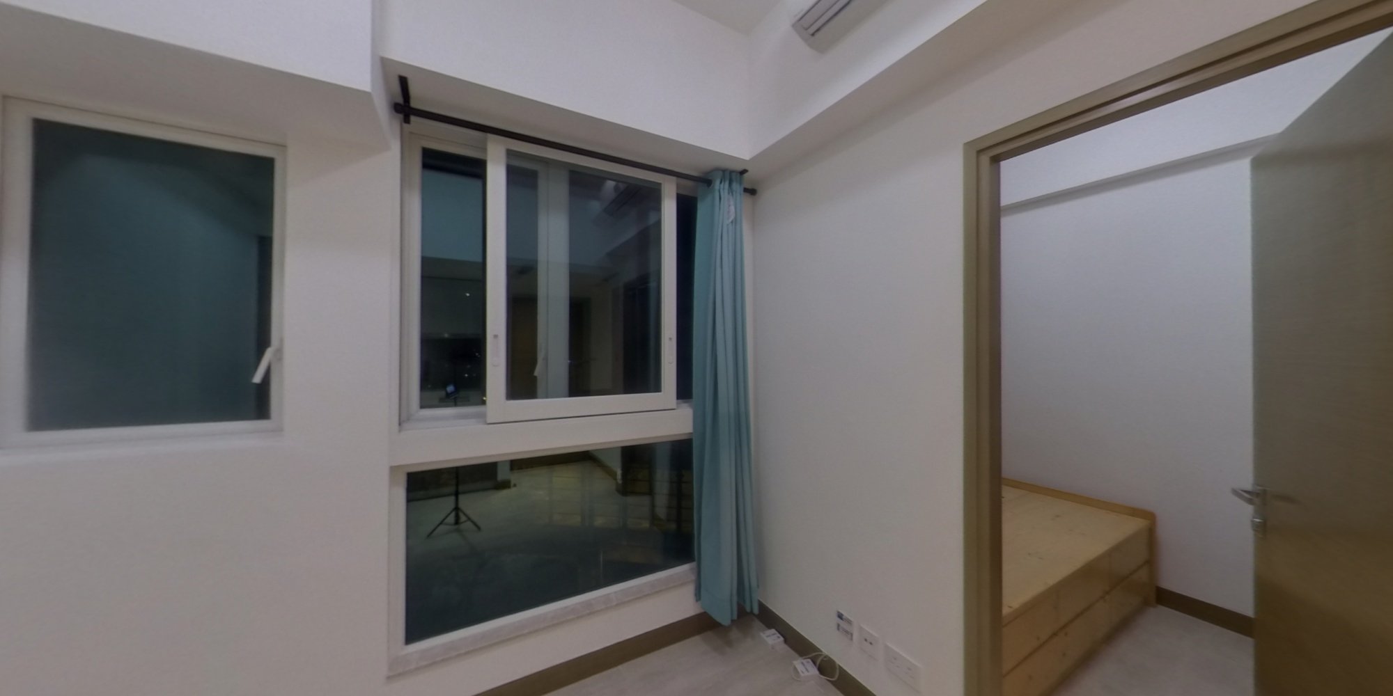 珀玥, VR