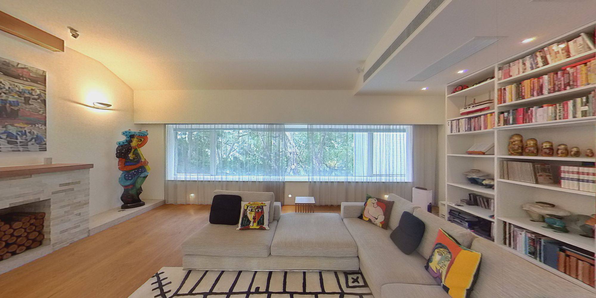 MANDERLY GARDEN・HOUSE 16, VR