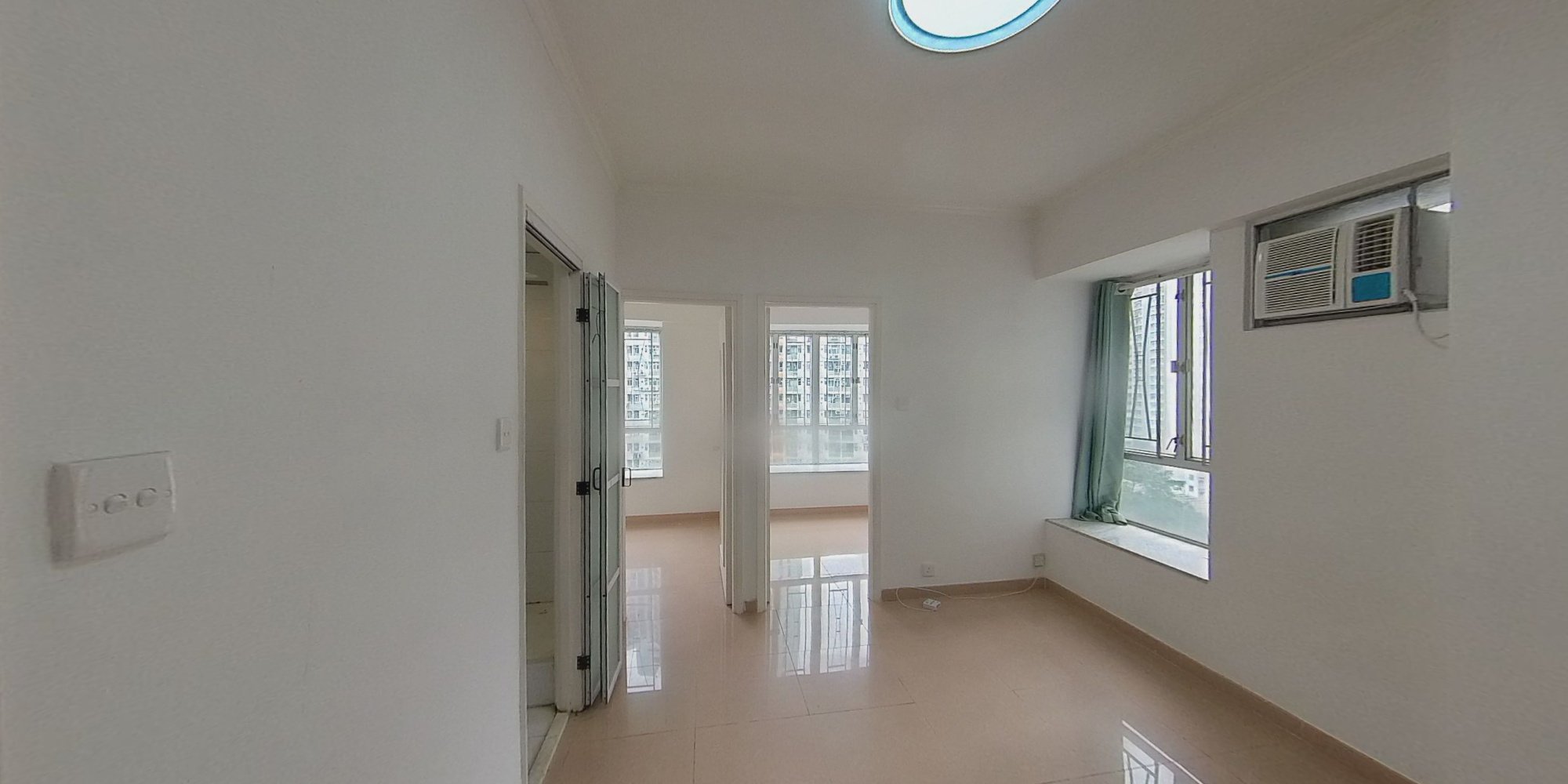 葵涌廣場 2座, VR