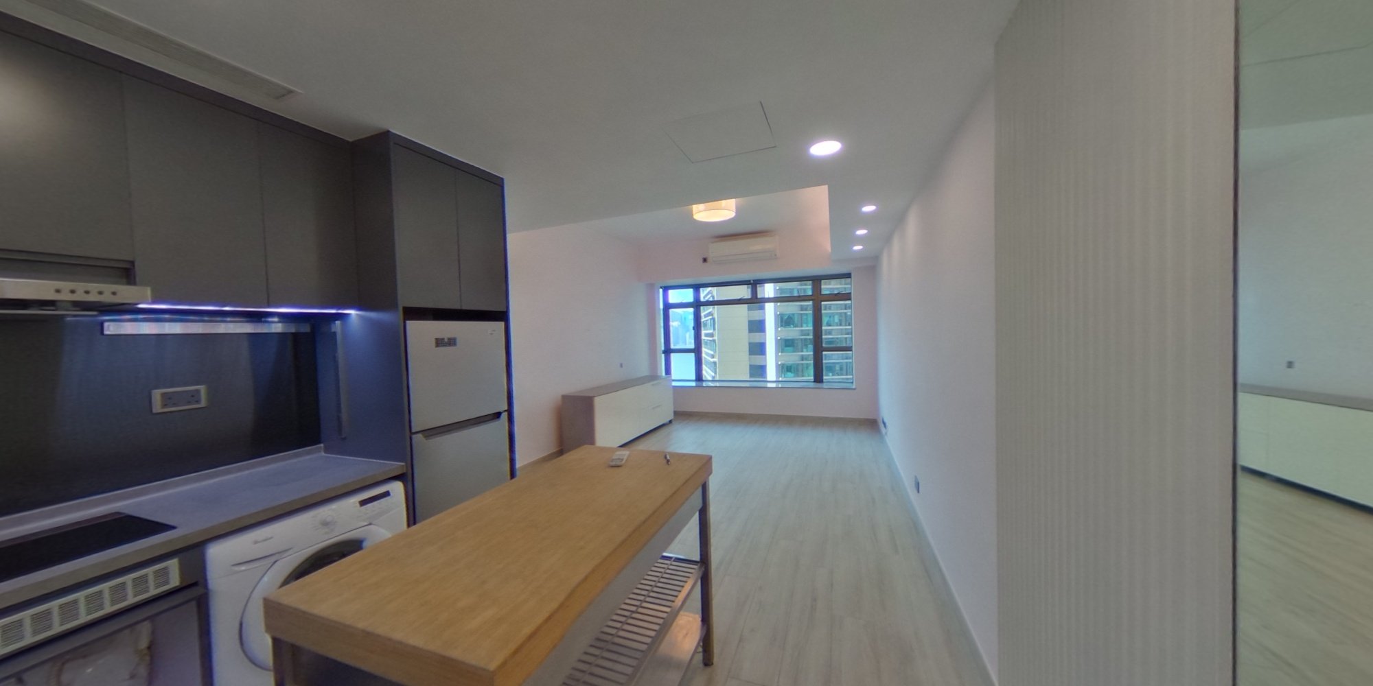 Royal Peninsula・BLOCK 2, VR