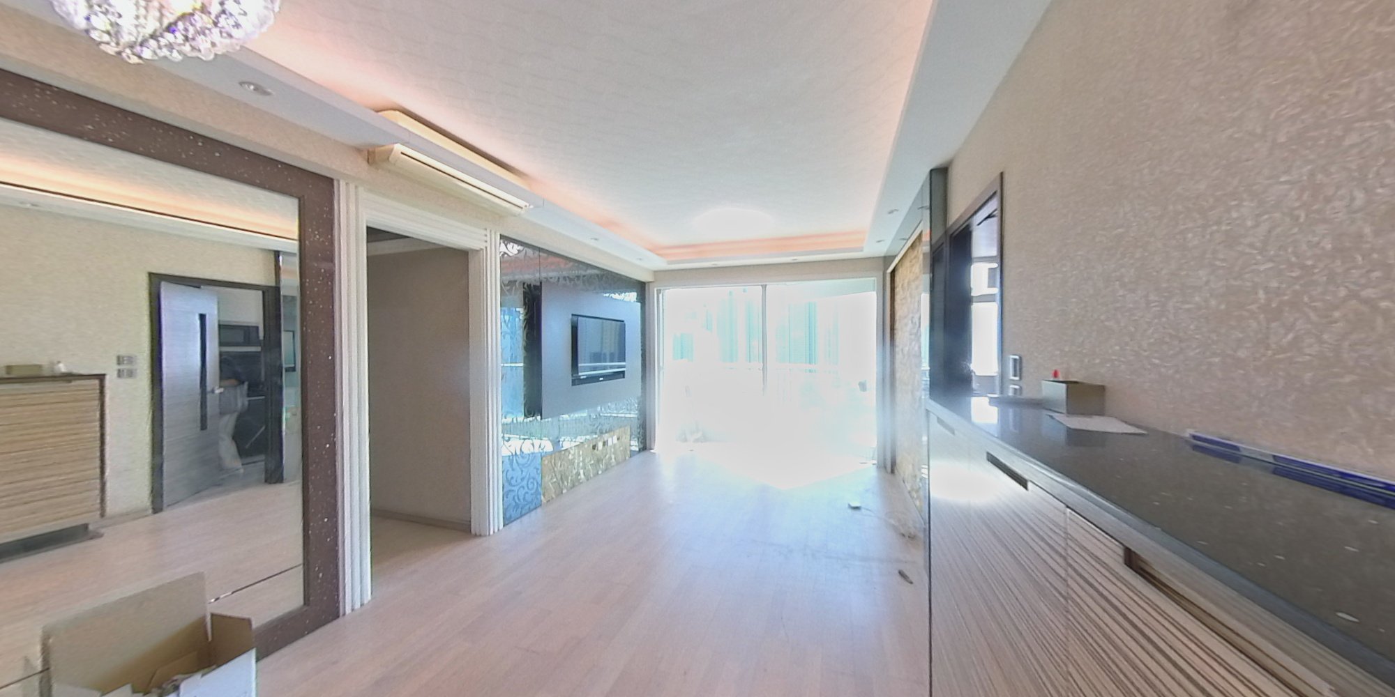 The Sparkle・BLOCK 2, VR