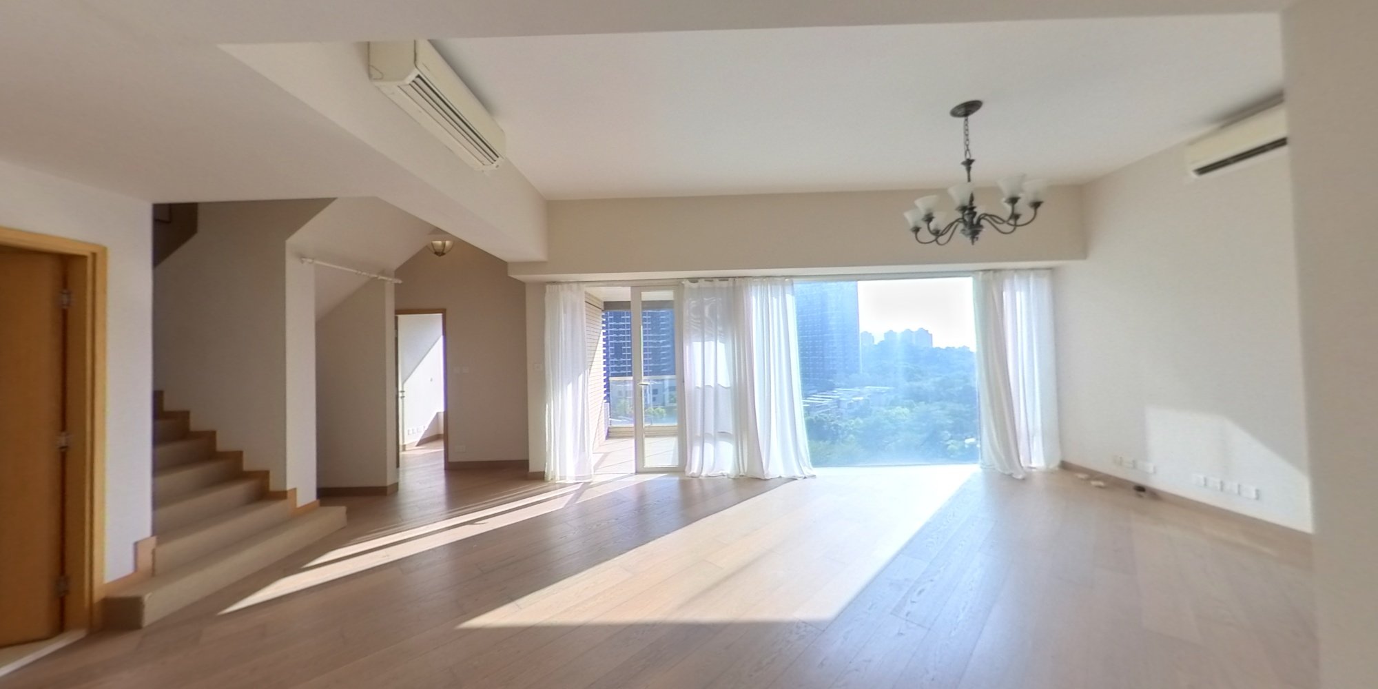 星堤 3座, VR