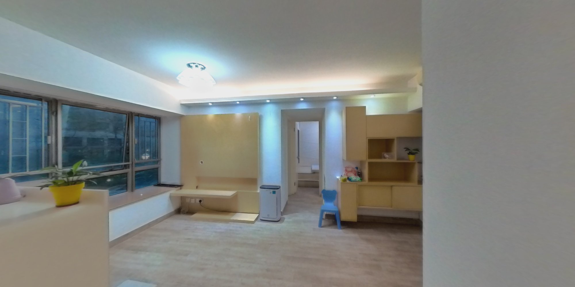 采叶庭, VR