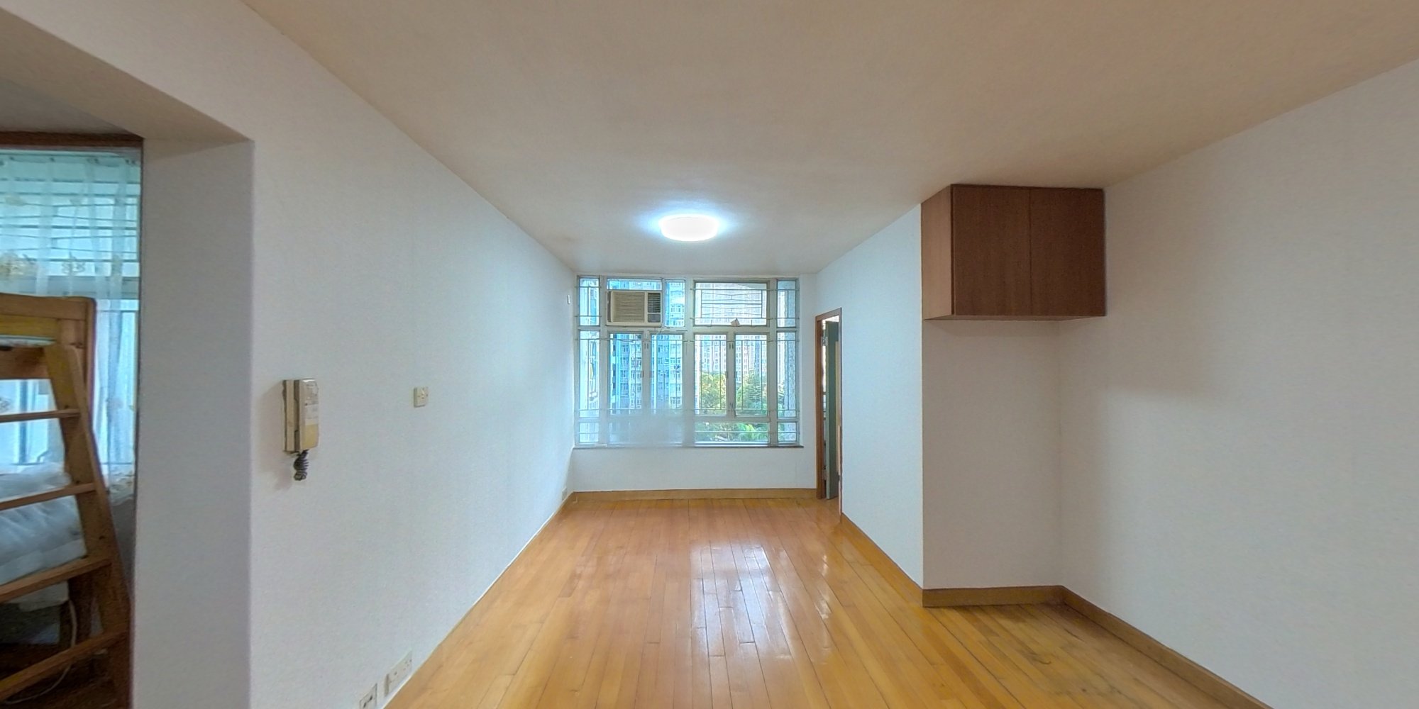 KING SHING COURT, VR