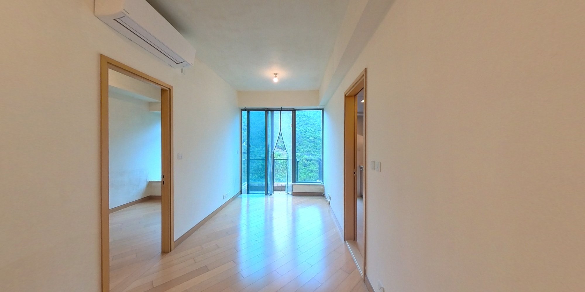 峻弦 6座, VR