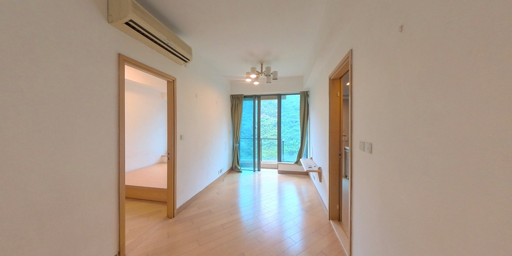 峻弦 6座, VR