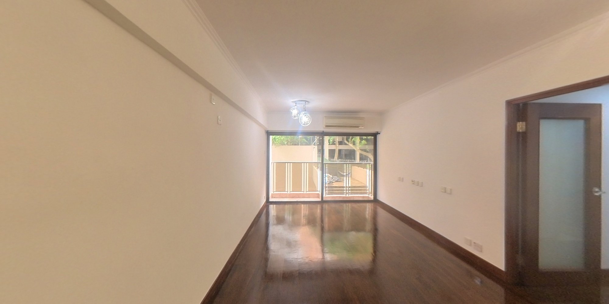 富豪閣 3座, VR