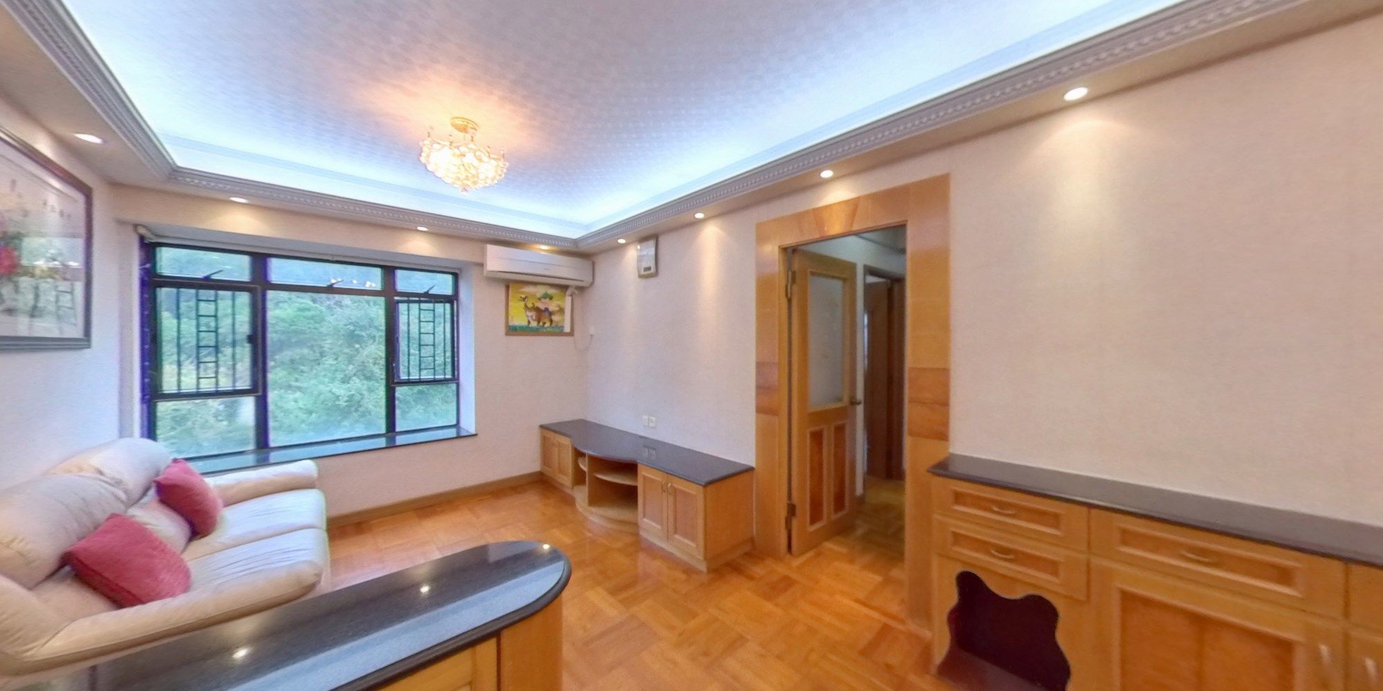曉翠山莊 8座, VR