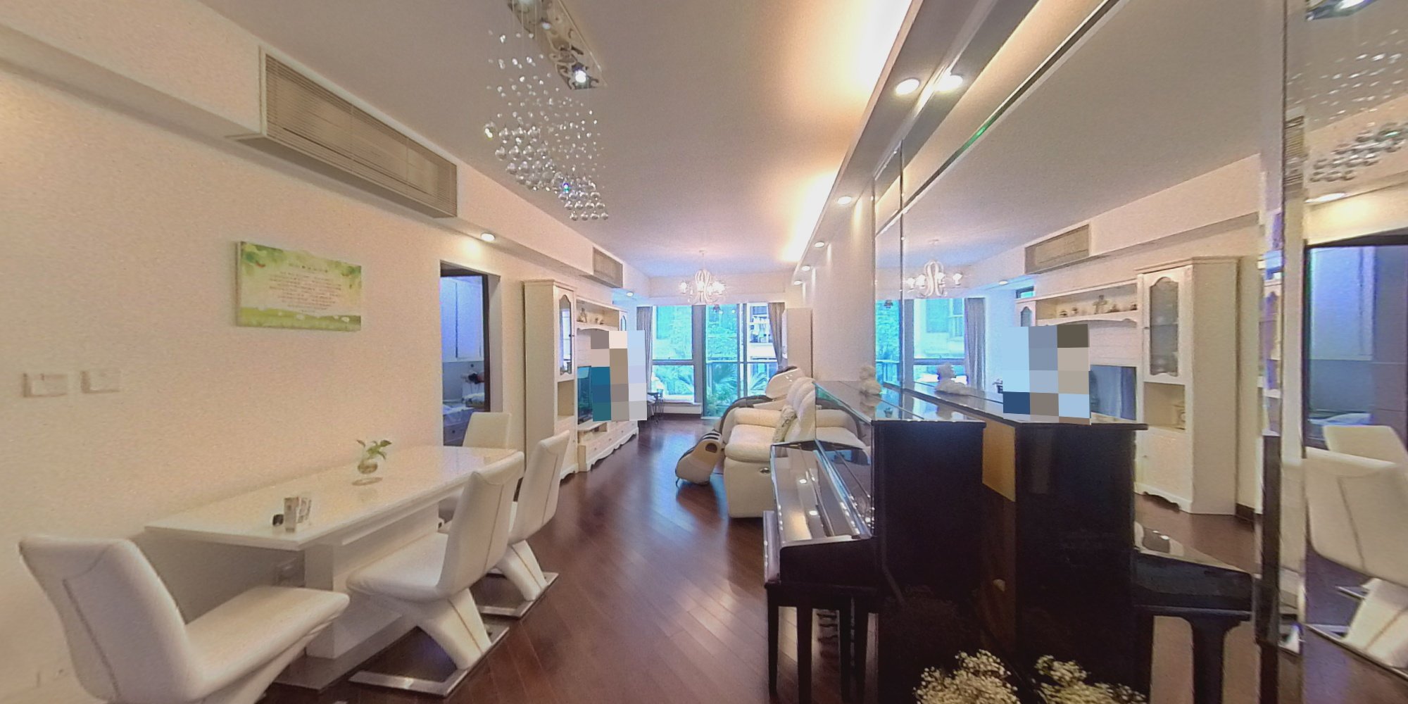 MAYFAIR BY THE SEA・I, VR