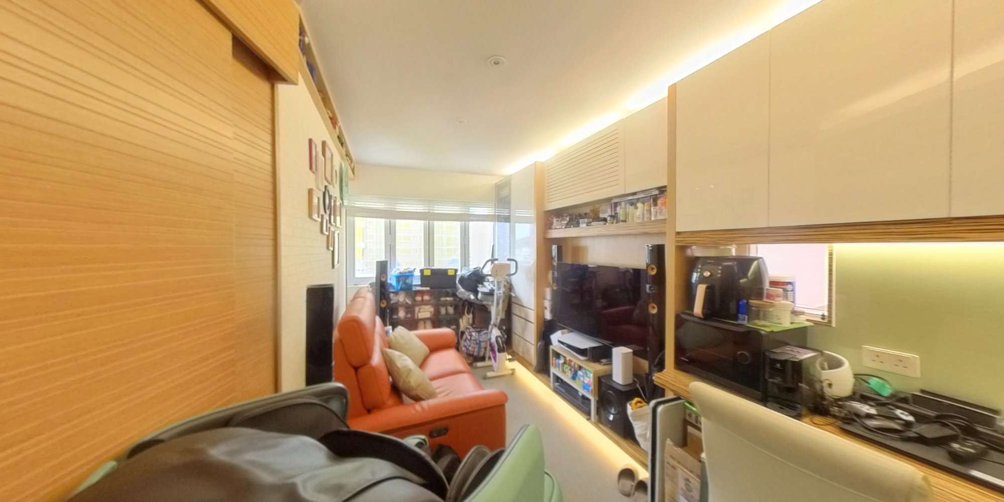 ARTLAND COURT, VR
