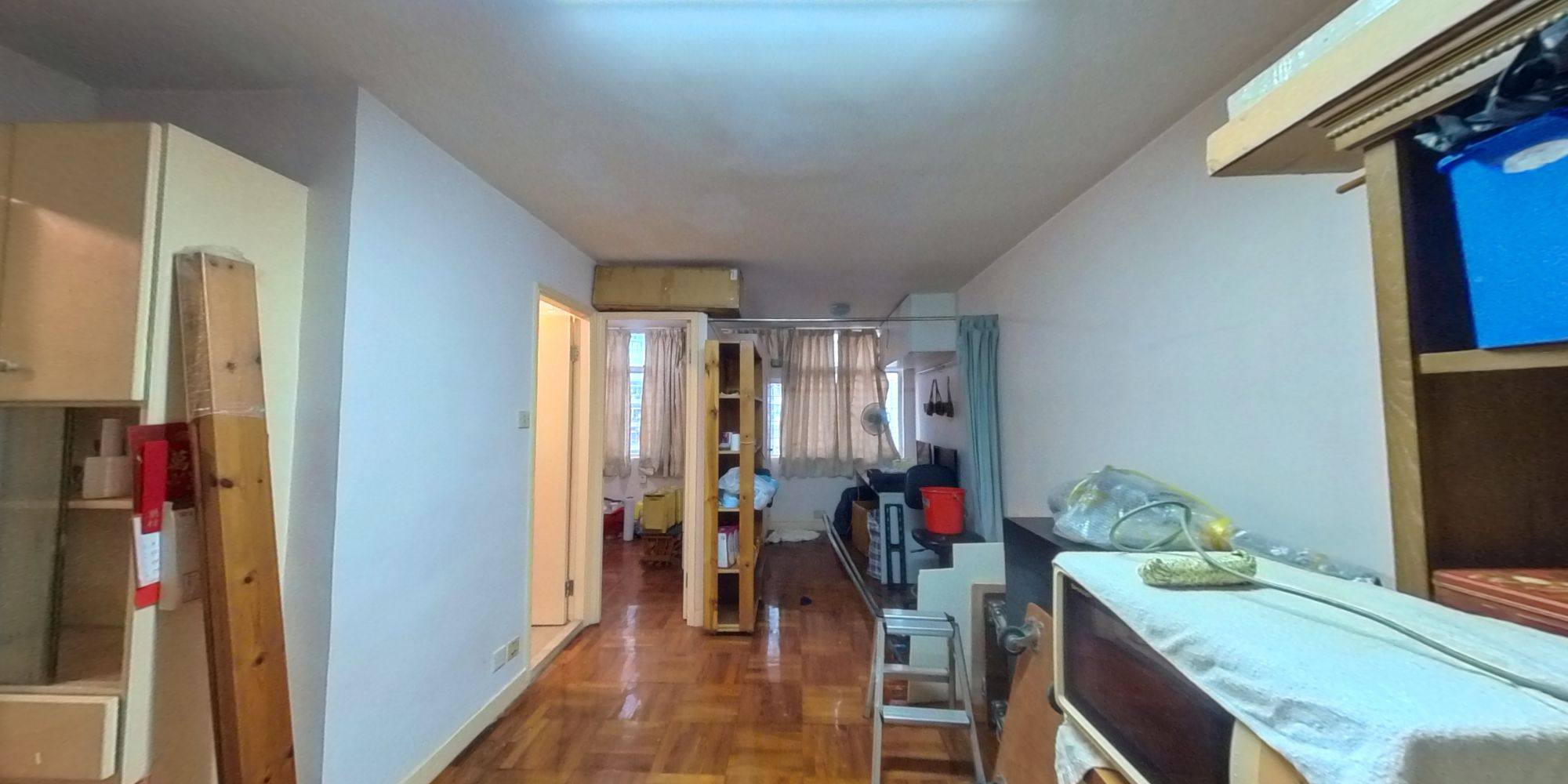 黄大仙下邨(一区) 龙裕楼 (3座), VR