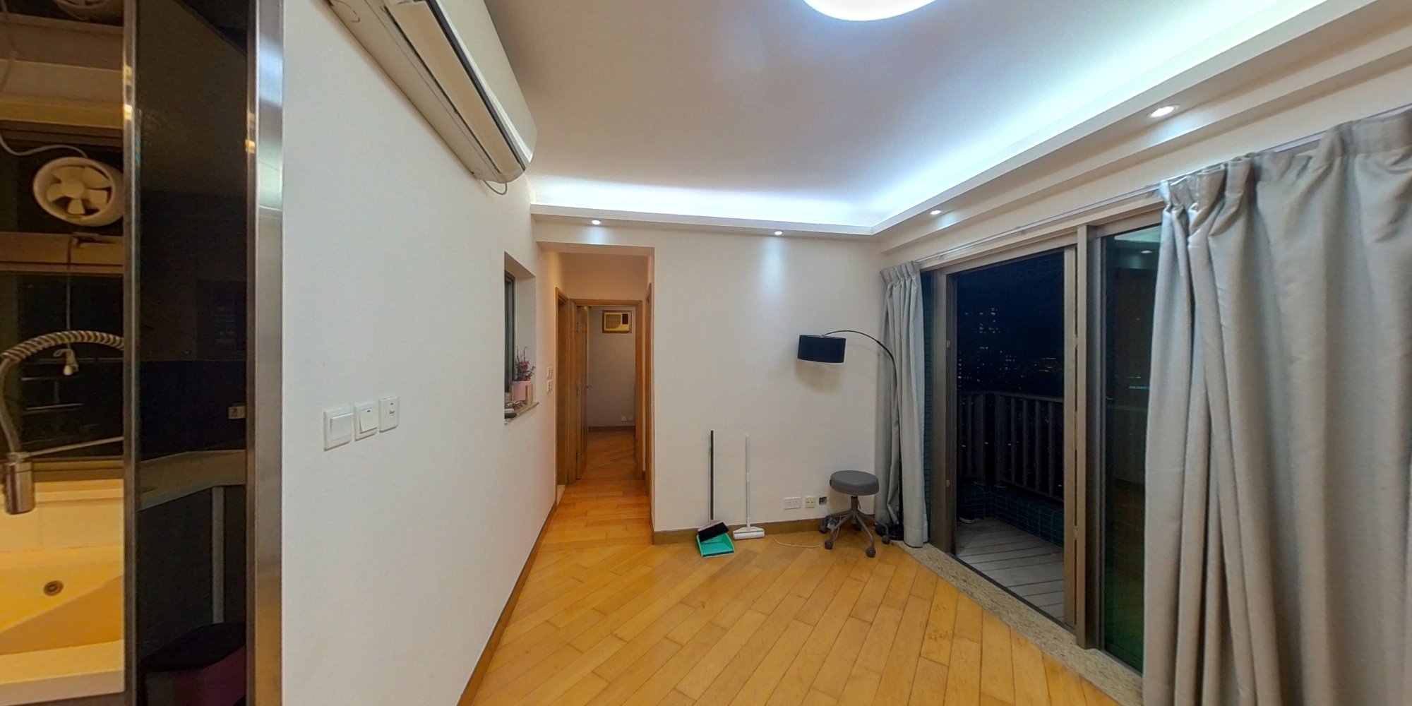 君匯港 名匯 (3座), VR