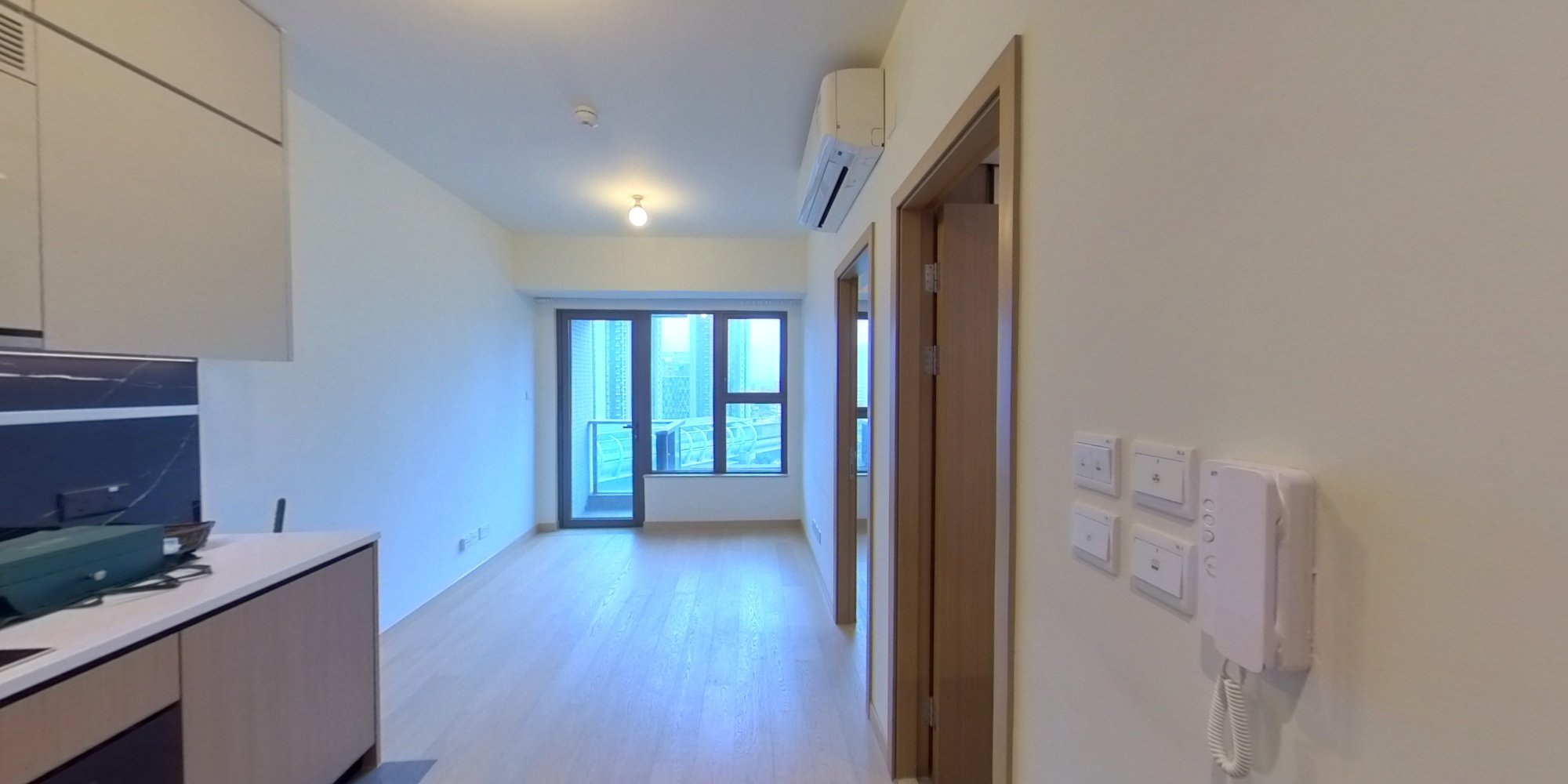 朗城汇 3座, VR