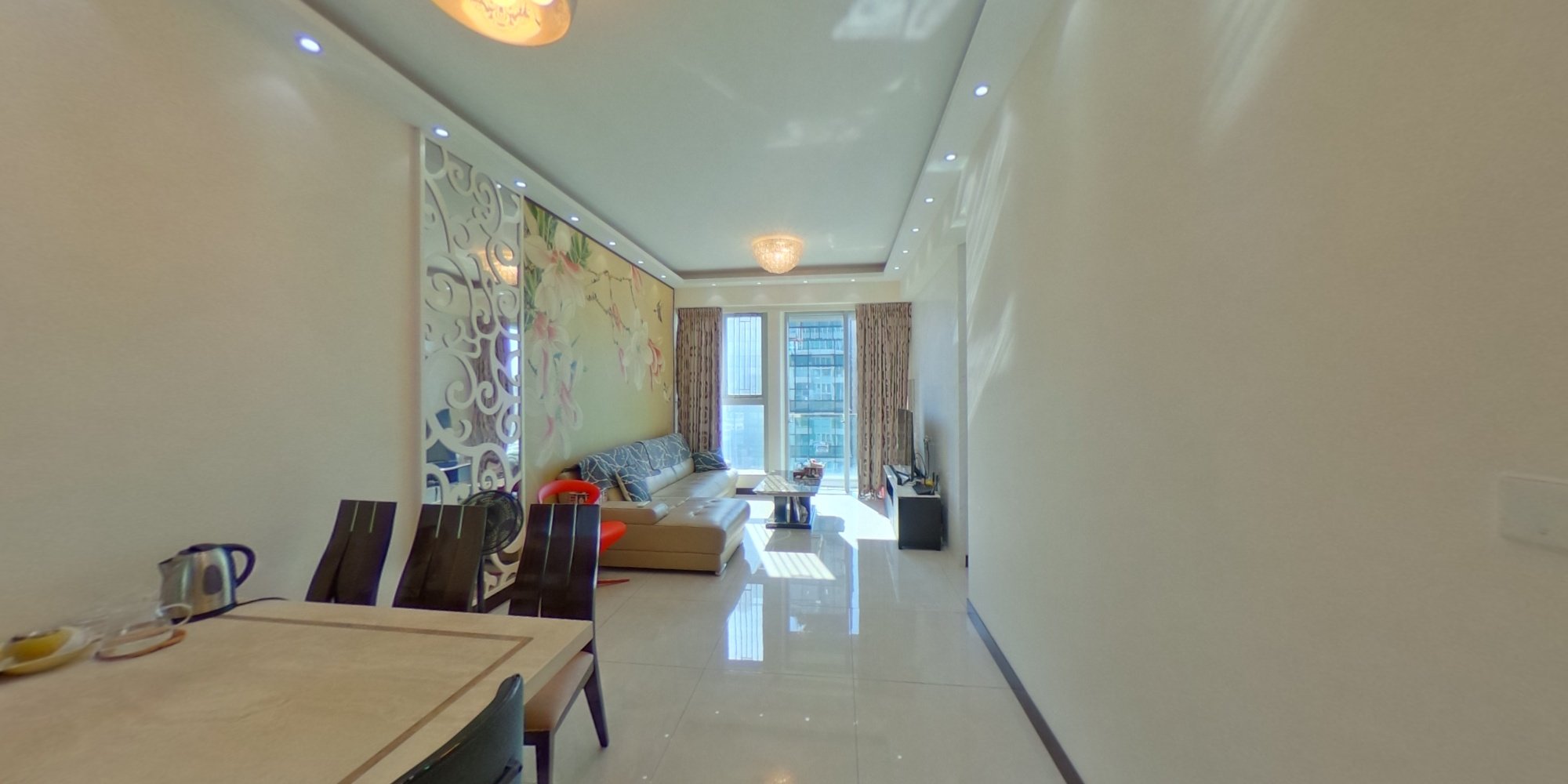 傲名, VR