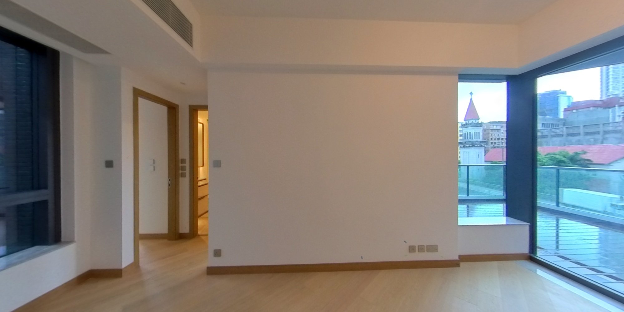 128 WATERLOO, VR