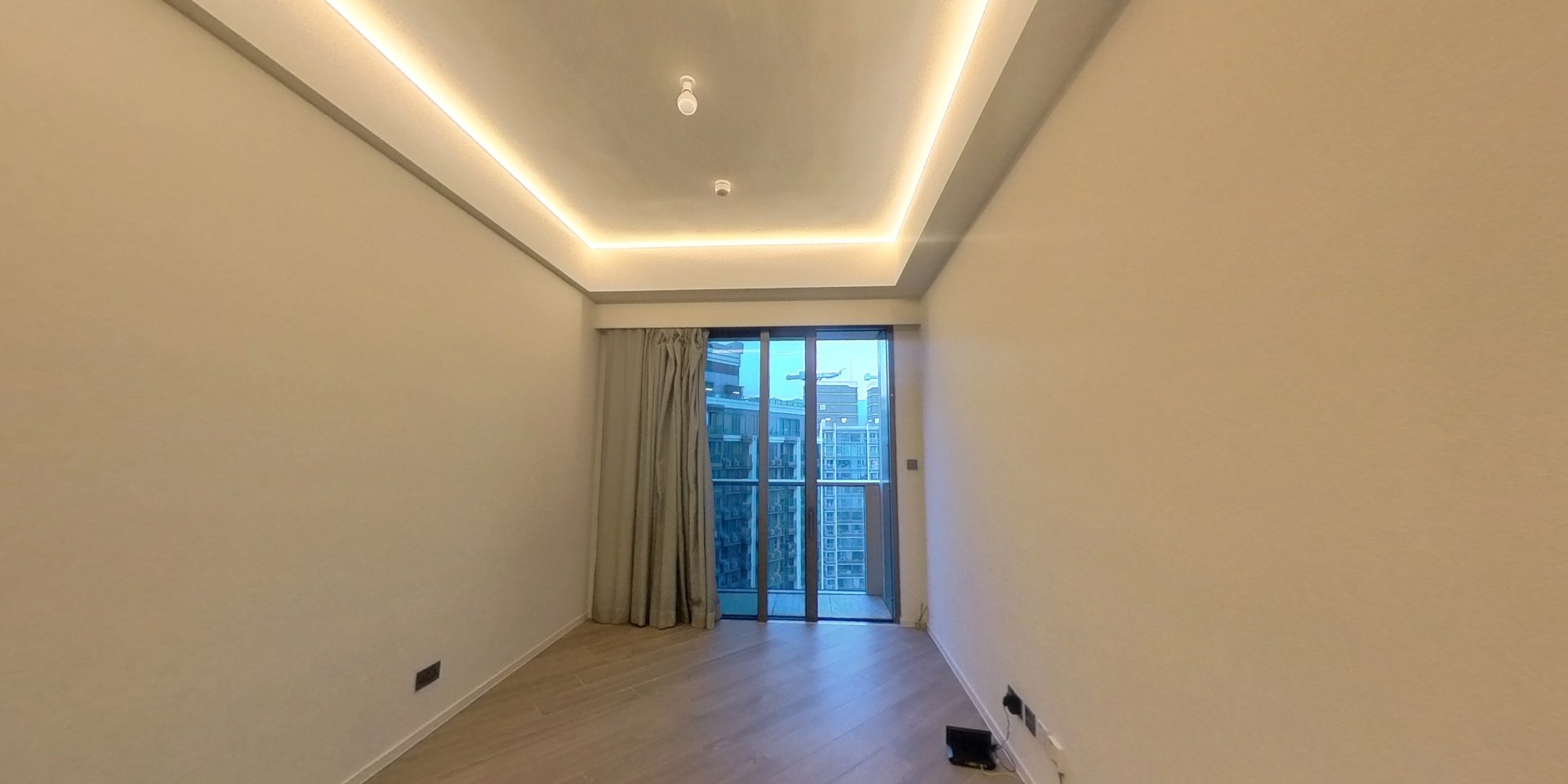 HENLEY PARK 1A座, VR