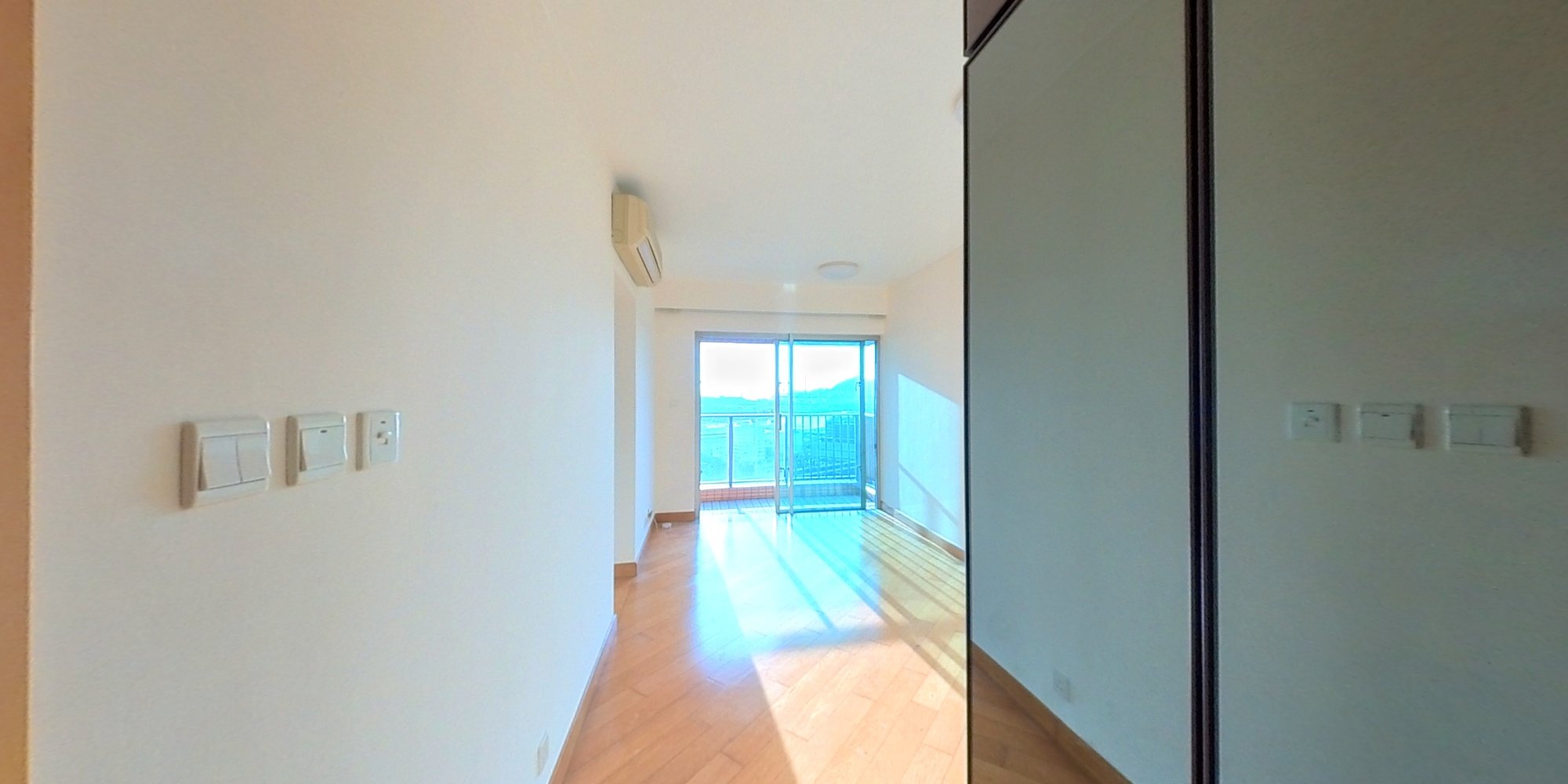 君汇港 6座, VR