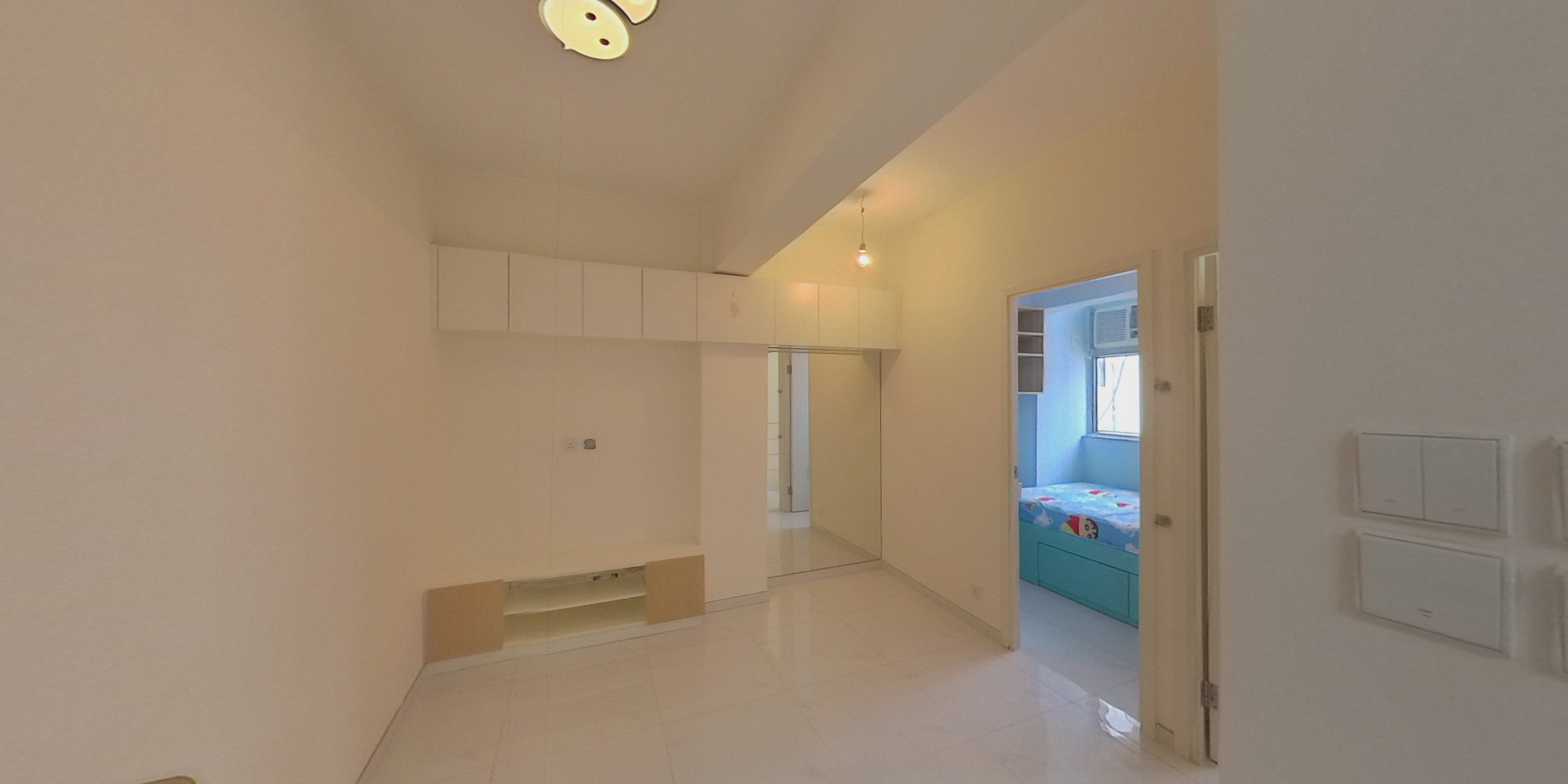 LAP HING BUILDING, VR