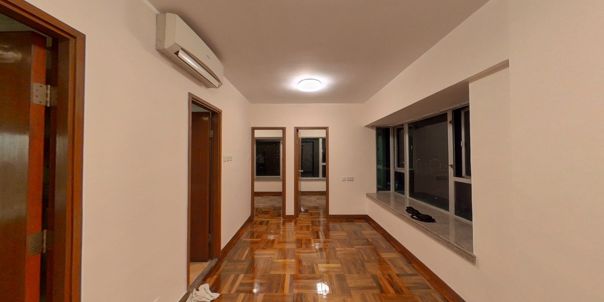 Parkland Villas, VR
