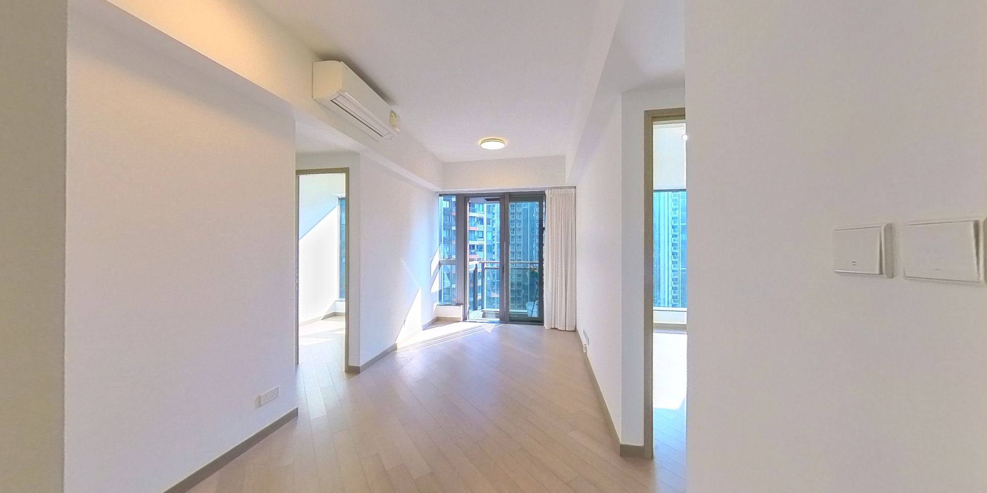 Upper Riverbank Tower 2 2房 Lower Floor Flat D, VR