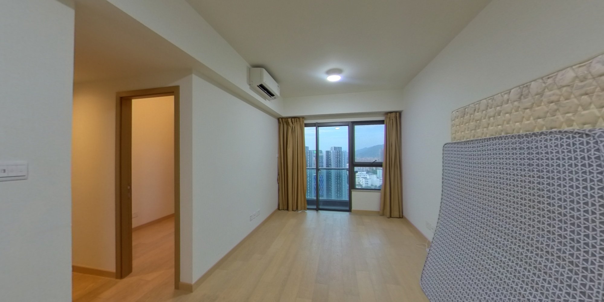 朗城滙 3座, VR