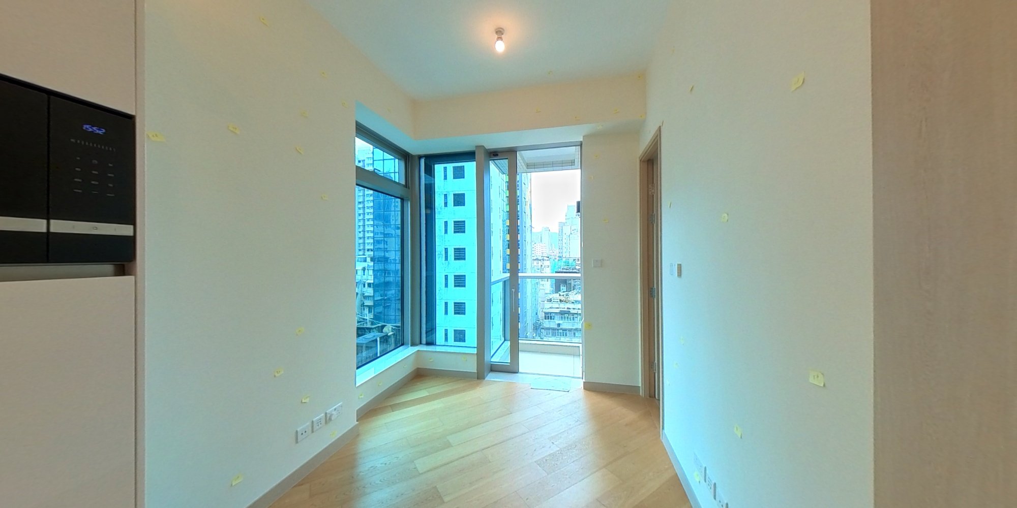 ONE SOHO, VR