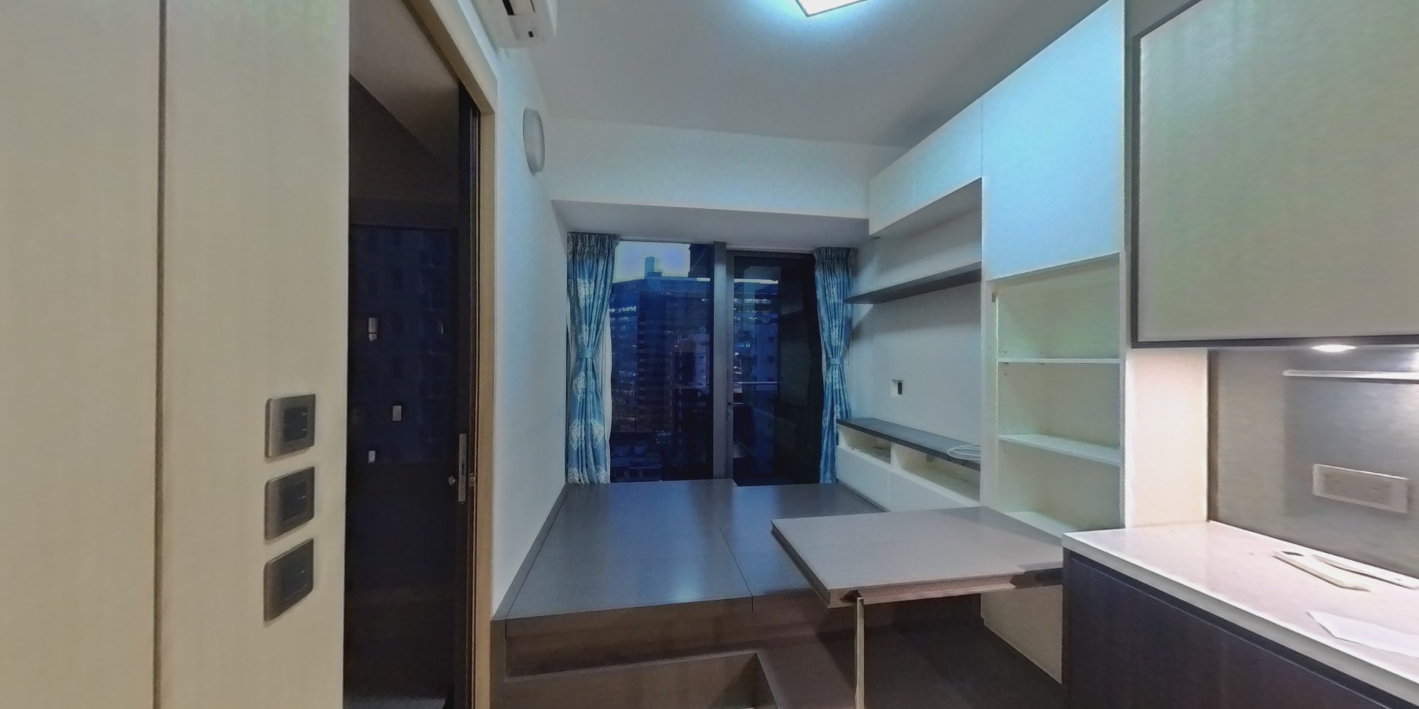 利奥坊．晓岸 1座, VR