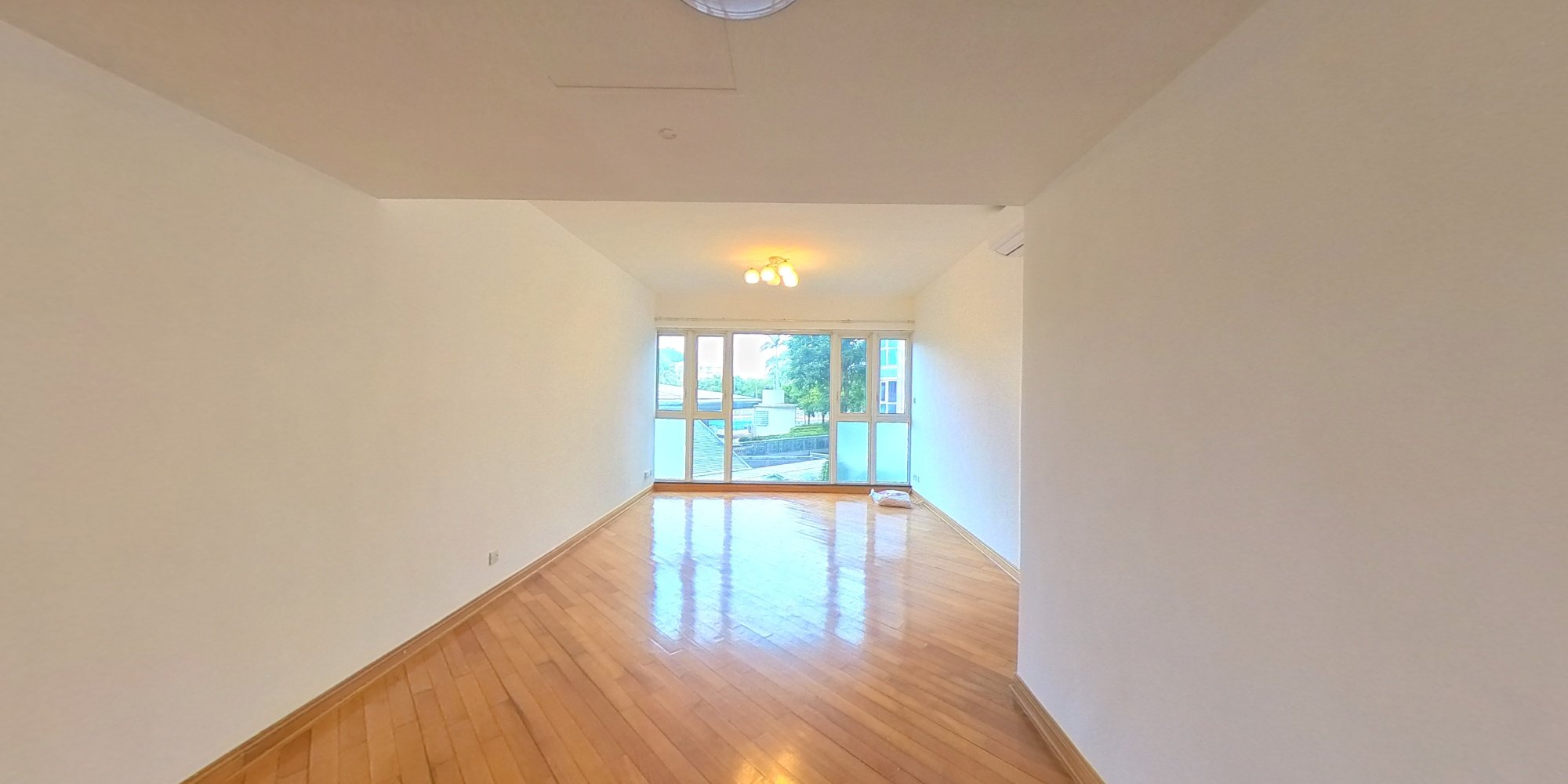帝琴灣 凱琴居 10座, VR