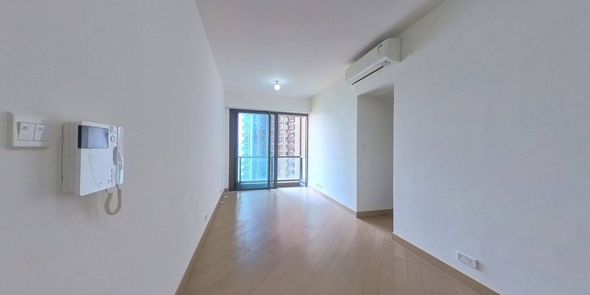Lohas Park Phase 4A Wings At Sea Tower 2B 3房 Lower Floor Flat A, VR